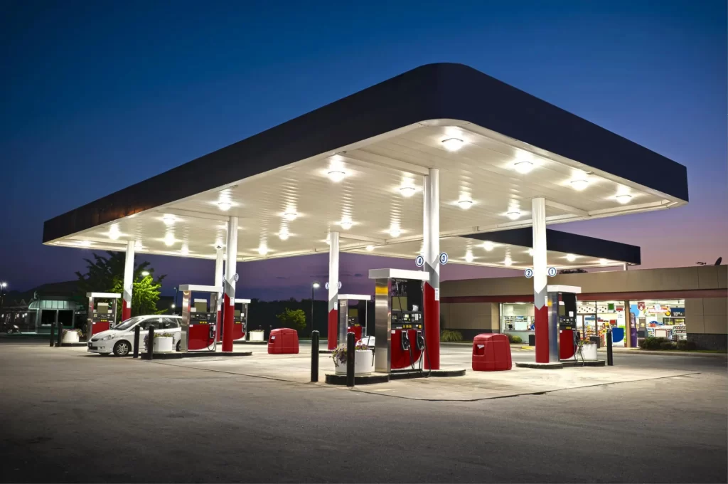 Gasoline Stations with Franchise Stores​